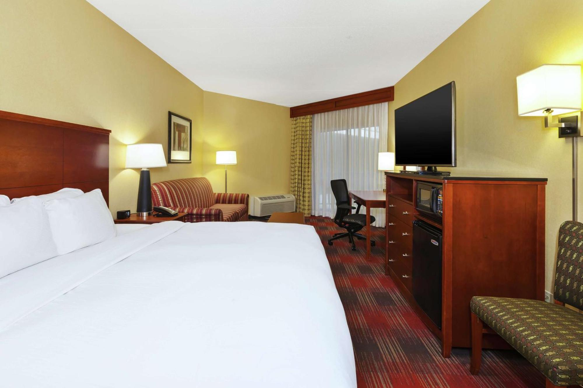 Doubletree By Hilton Holland