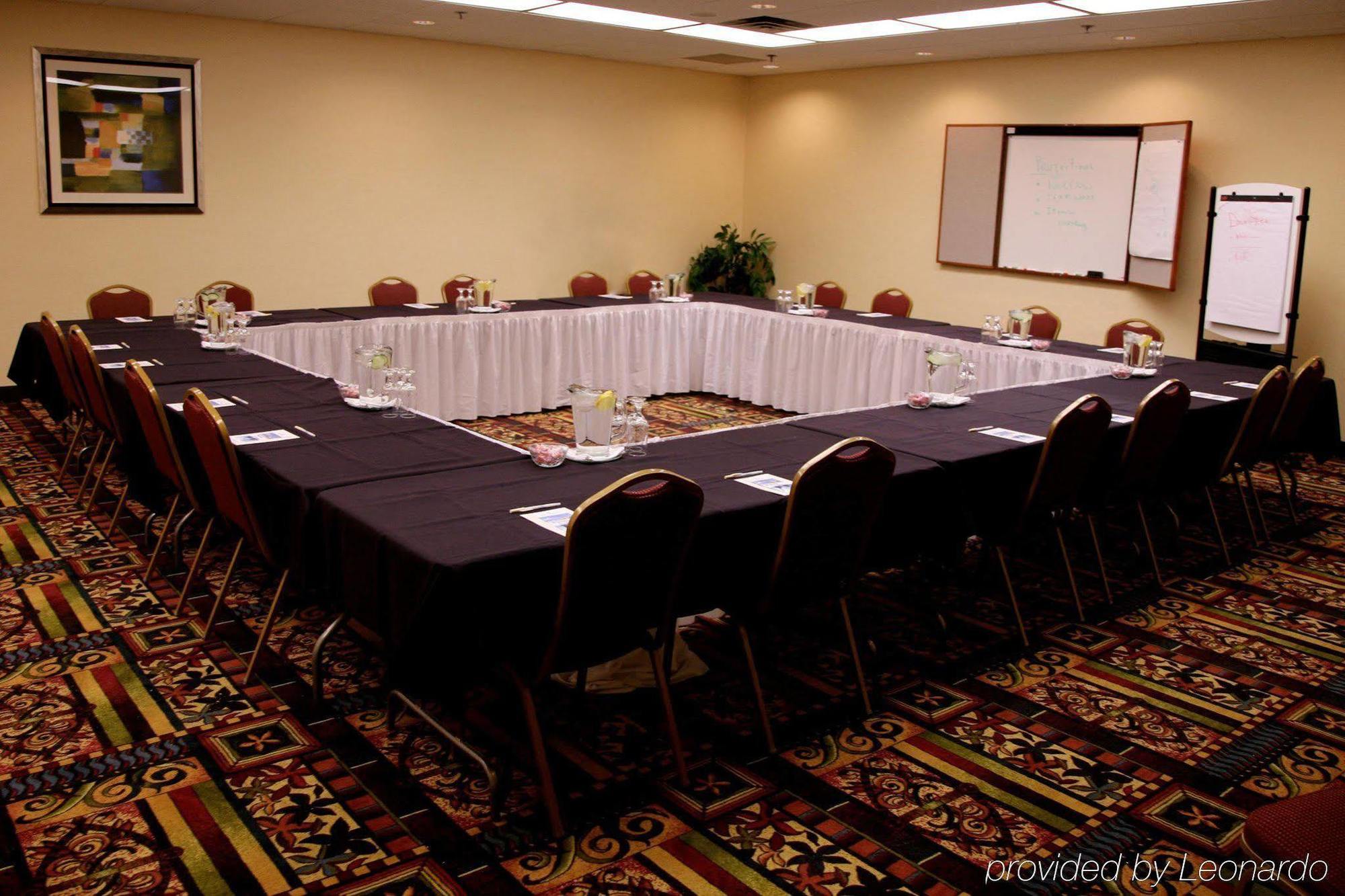 Doubletree By Hilton Holland